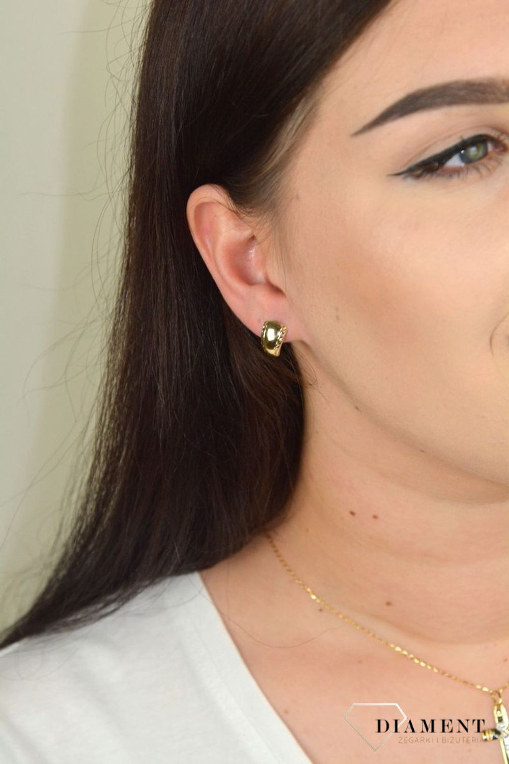 Złote kolczyki grawerowane brzegi blaszek KL 6869A.jpg